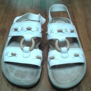 Earth Shoes sandals